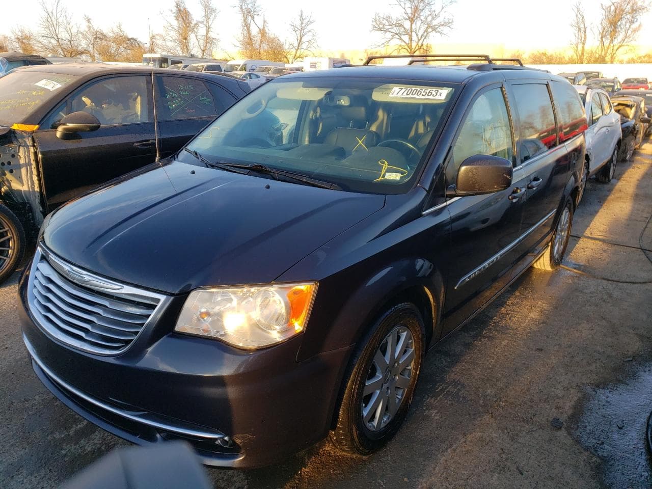 2014 Chrysler Town & Country Touring