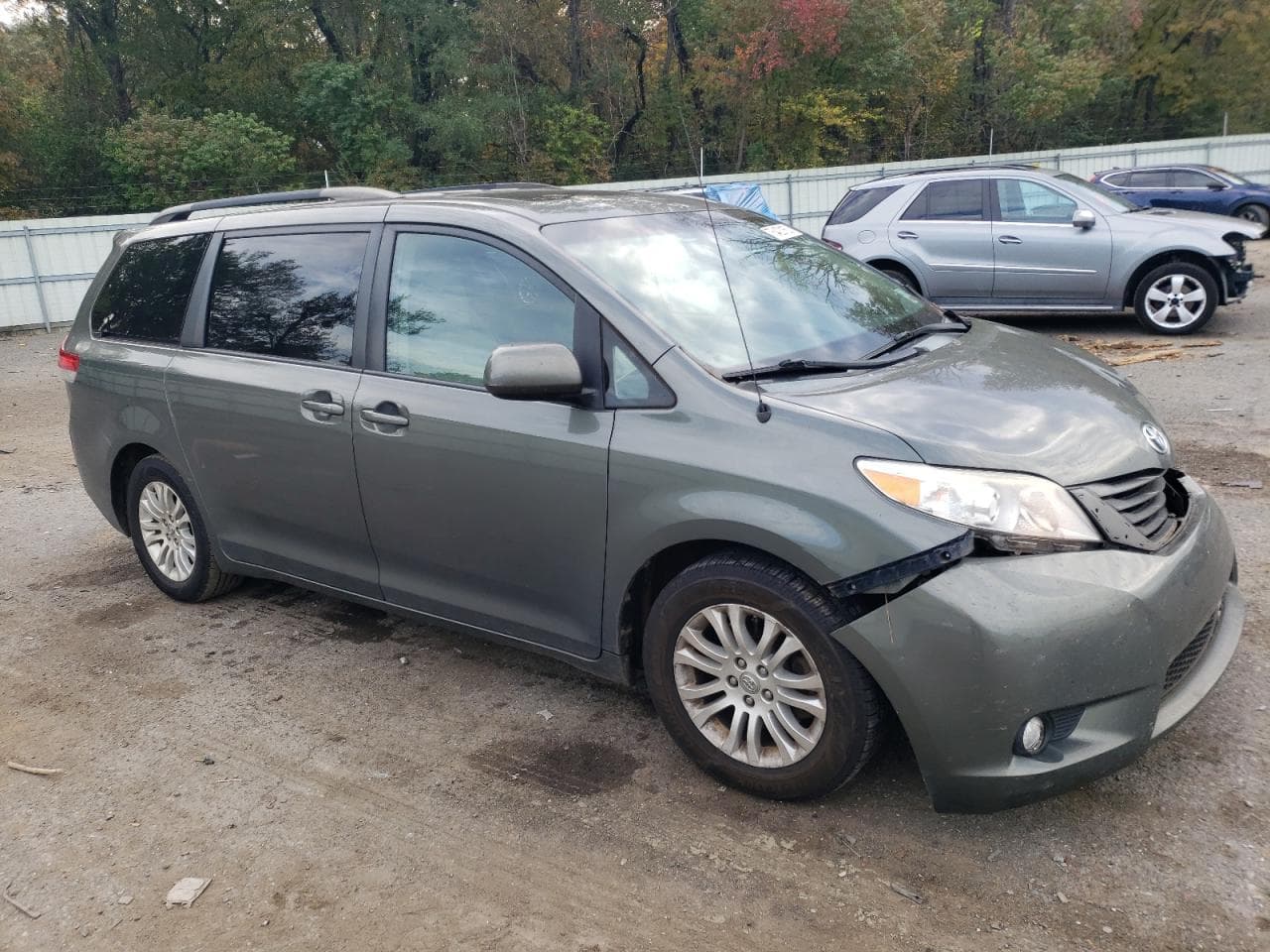 2013 Toyota Sienna Xle - foto 4