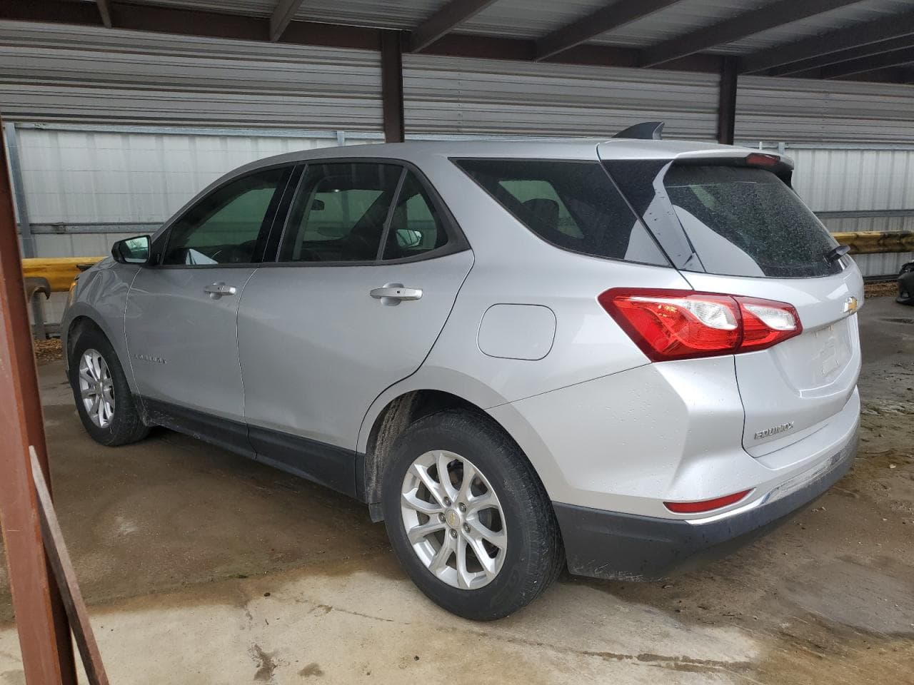 2018 Chevrolet Equinox Ls - foto 2