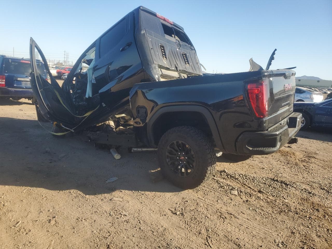 2023 GMC Sierra K1500 At4X - foto 2
