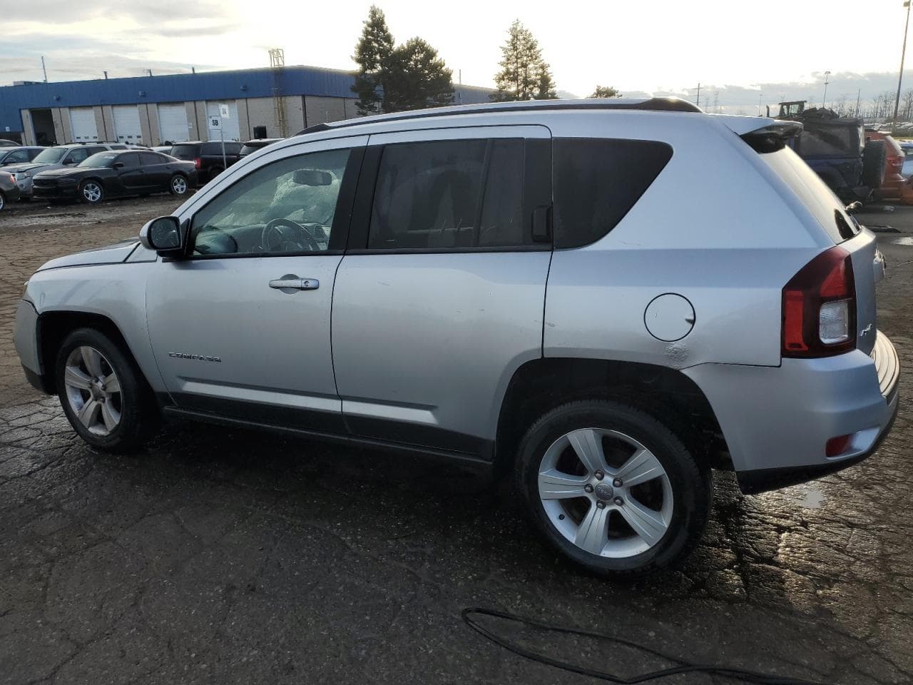 2014 Jeep Compass Latitude - foto 2