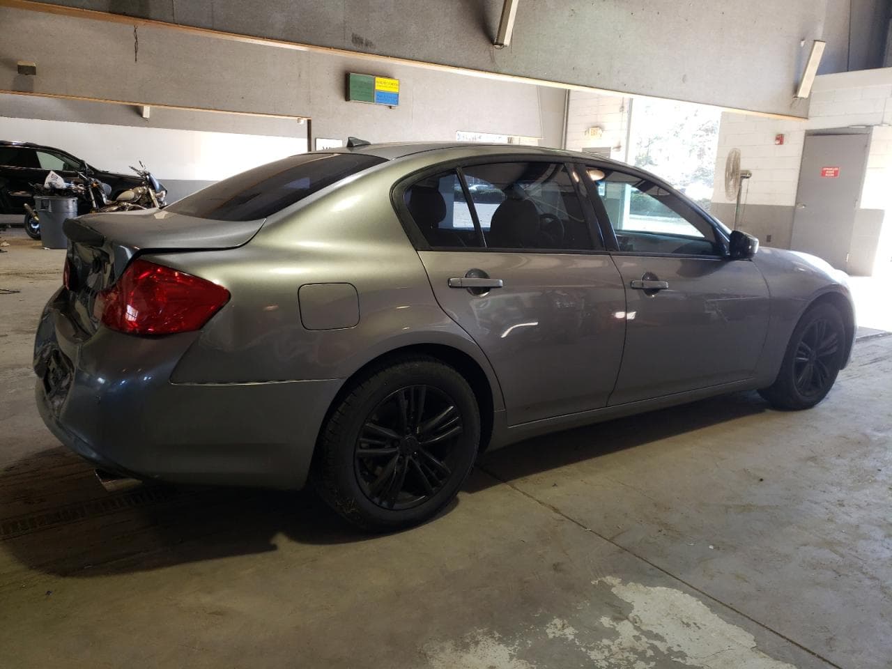 2013 Infiniti G37 - foto 3