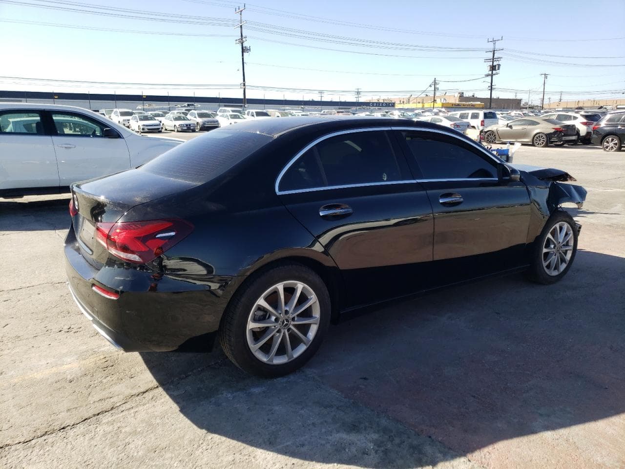 2021 Mercedes-Benz A 220 - foto 3