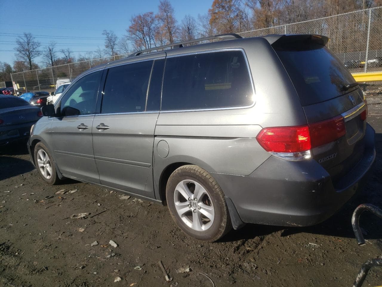 2008 Honda Odyssey Touring - foto 2