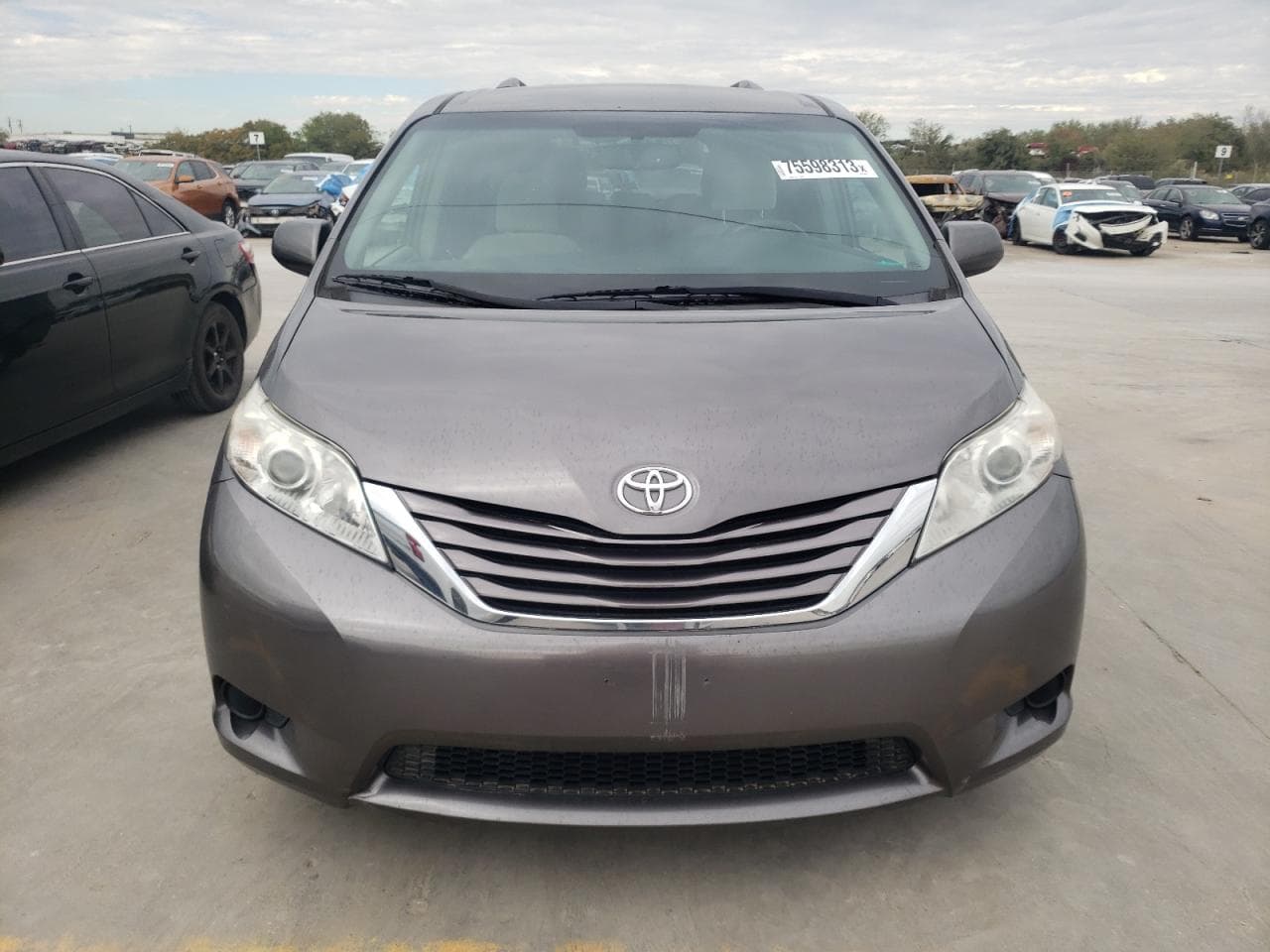 2017 Toyota Sienna Le - foto 4