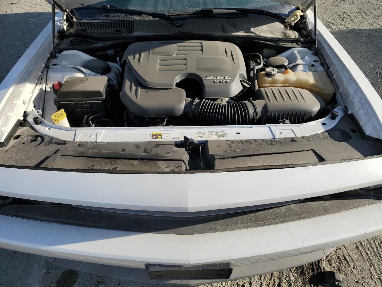 2014 Dodge Challenger Sxt - foto 2