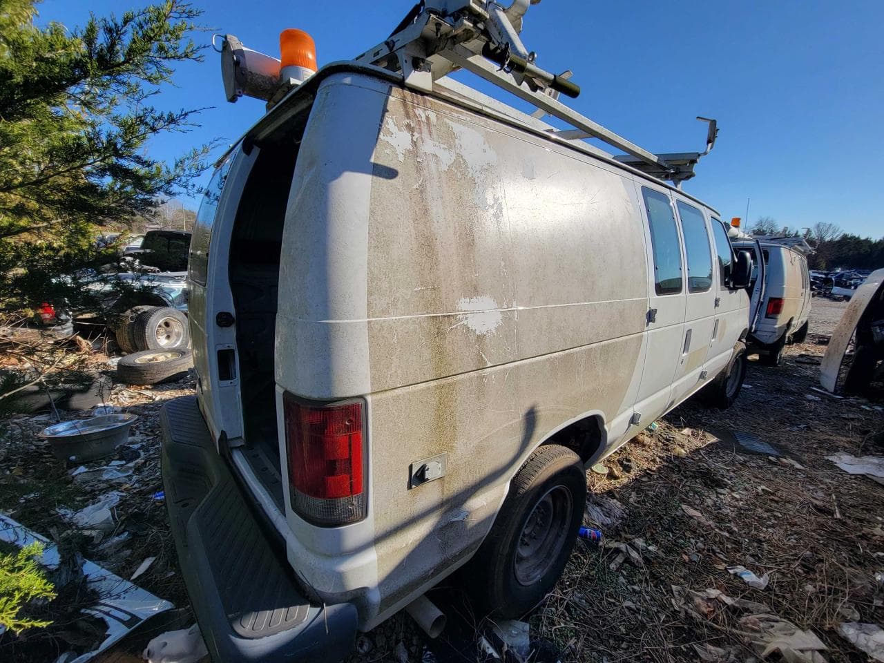 2011 Ford Econoline E250 Van - foto 4