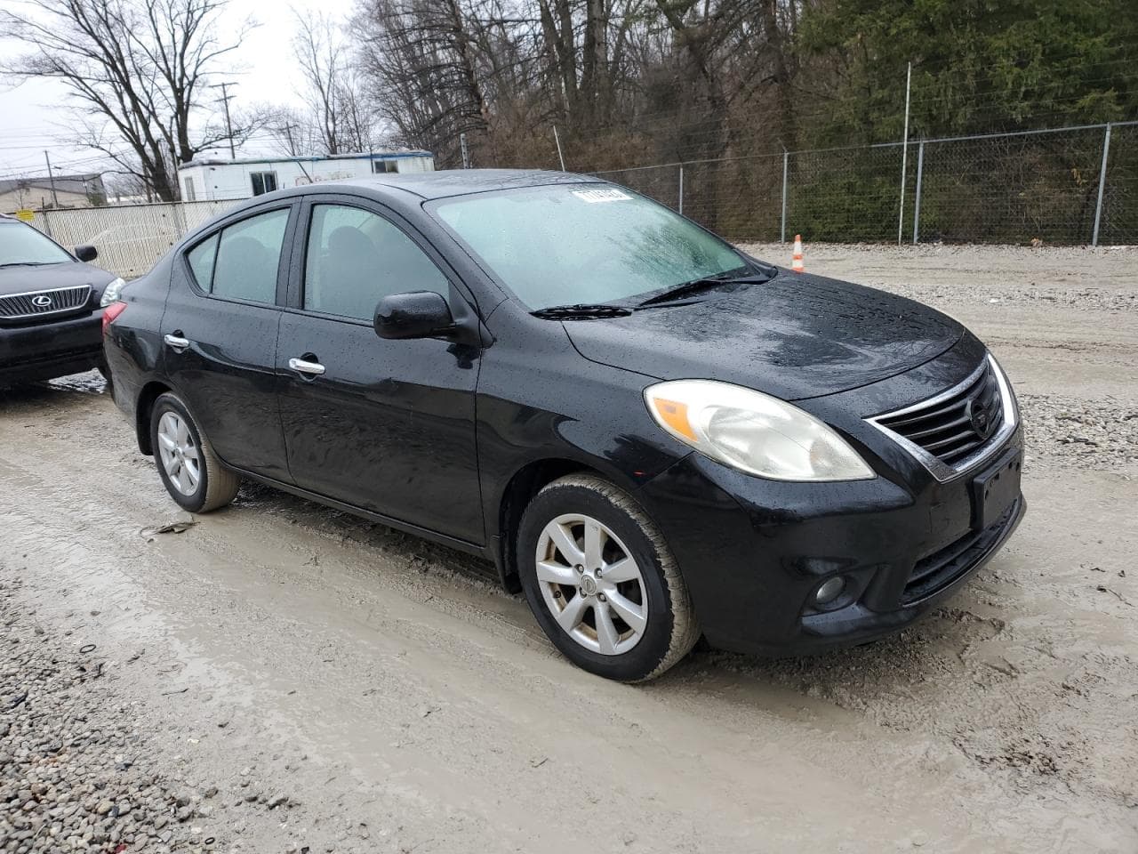 2012 Nissan Versa S - foto 4