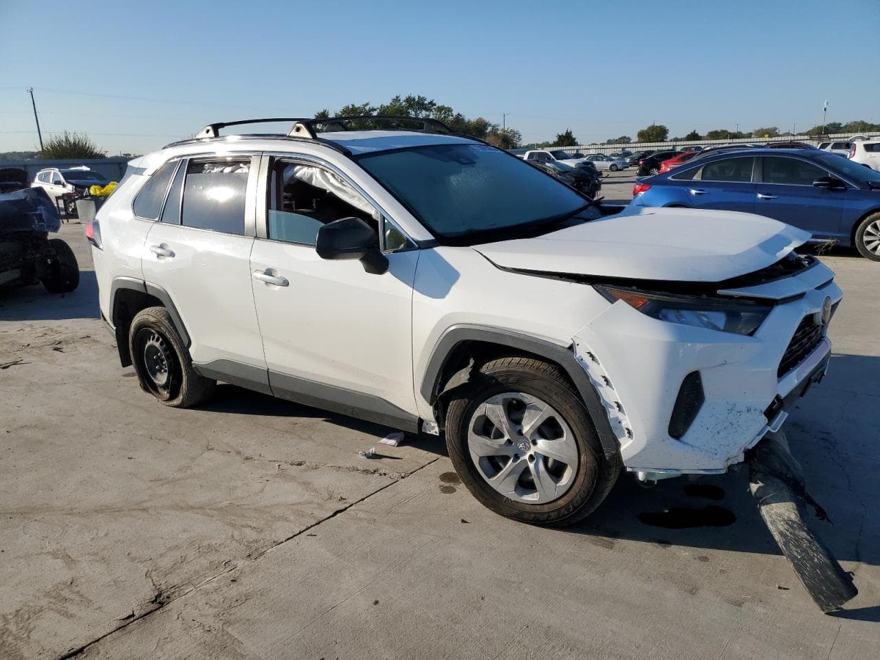 2019 Toyota Rav4 Le - foto 4