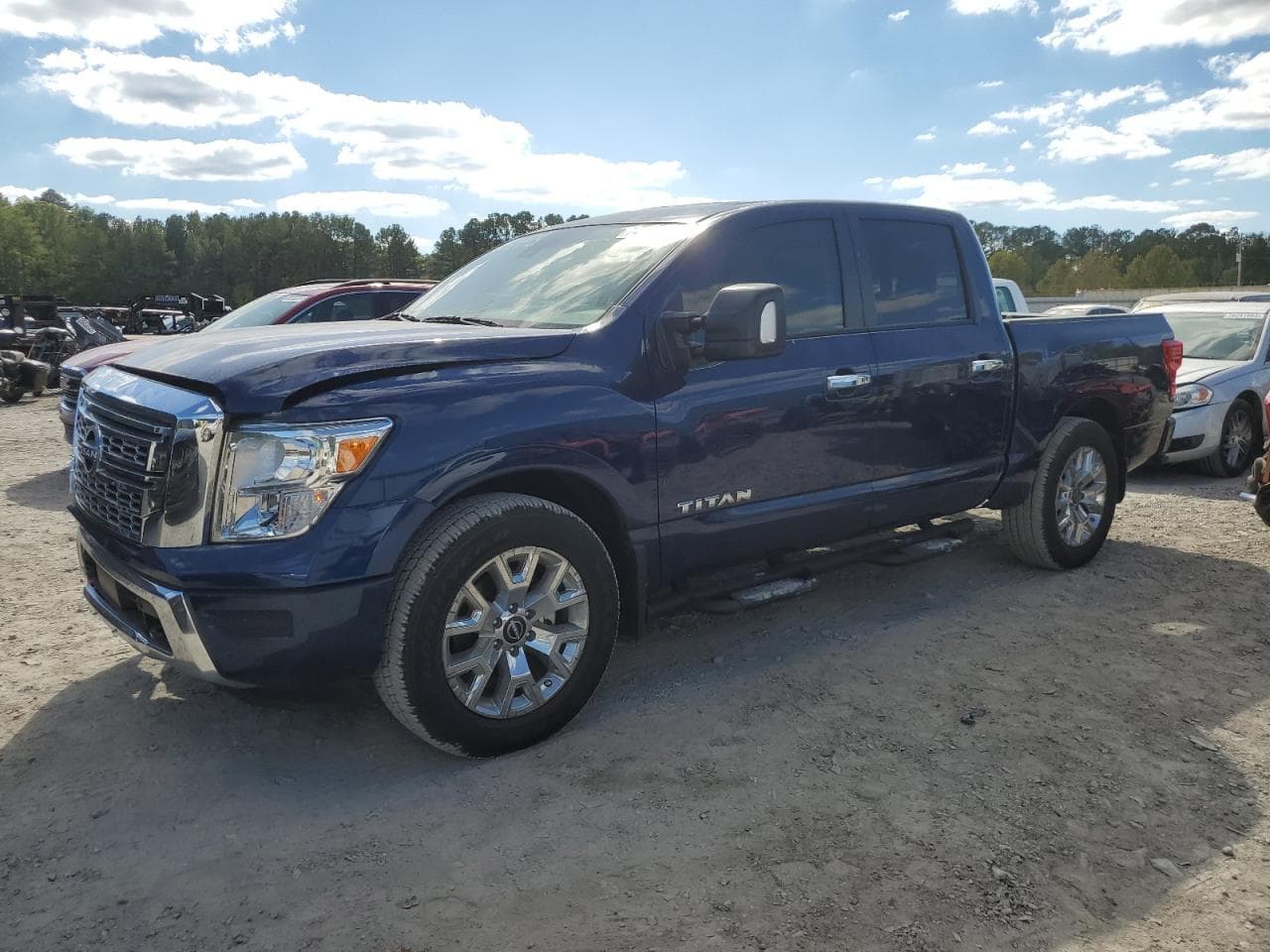 2023 Nissan Titan Sv