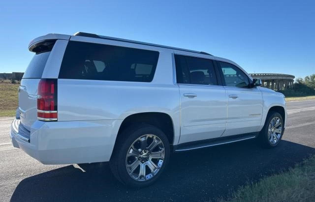 2017 Chevrolet Suburban C1500 Premier - foto 4