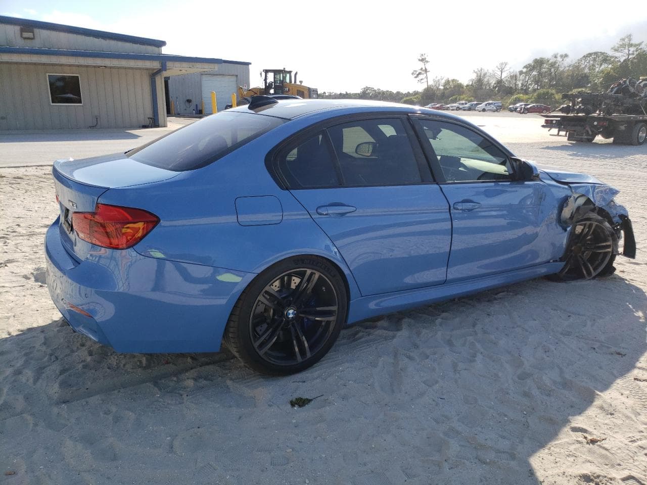 2017 BMW M3 - foto 3