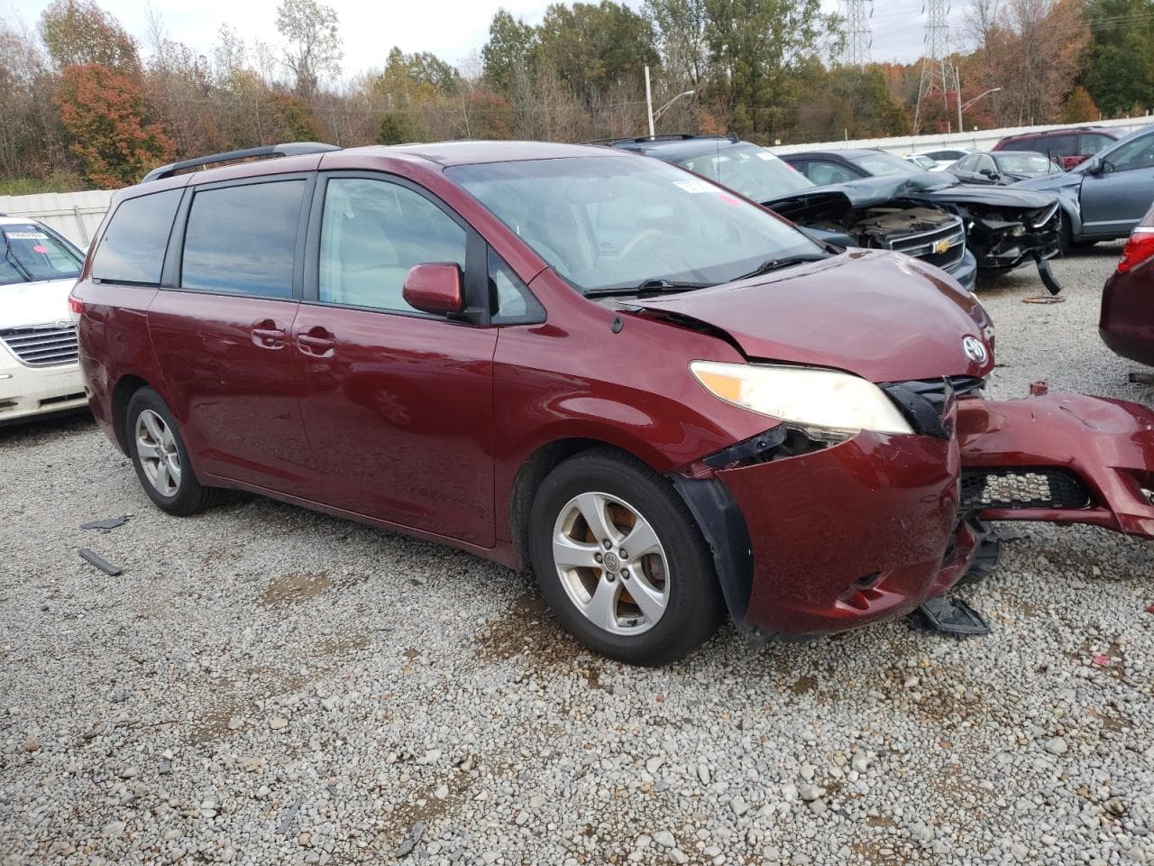2013 Toyota Sienna Le - foto 4