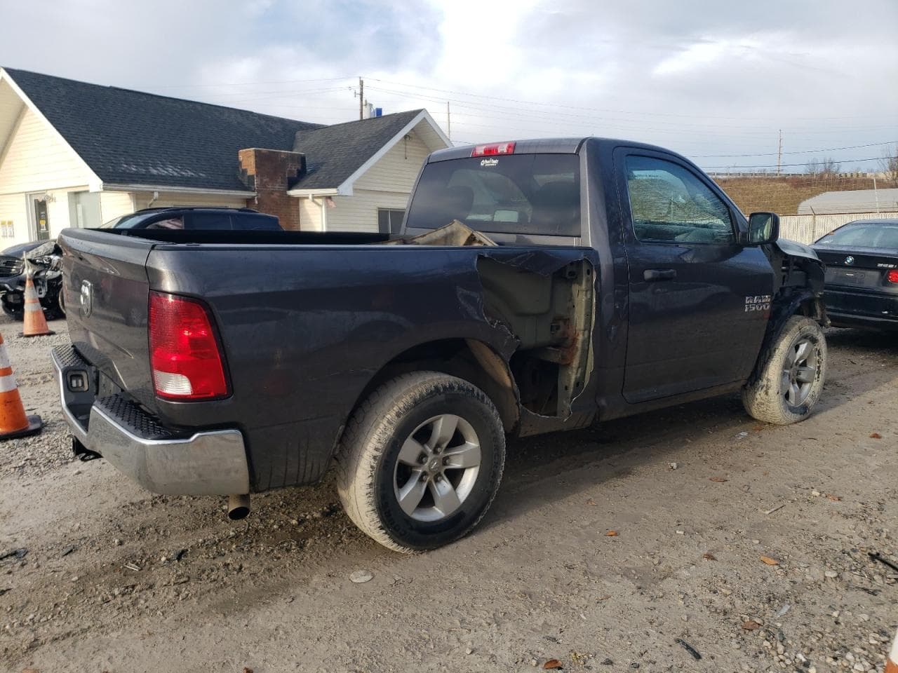 2015 Ram 1500 Tradesman - foto 3