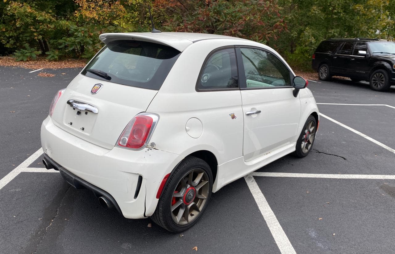 2013 Fiat 500 Abarth - foto 4