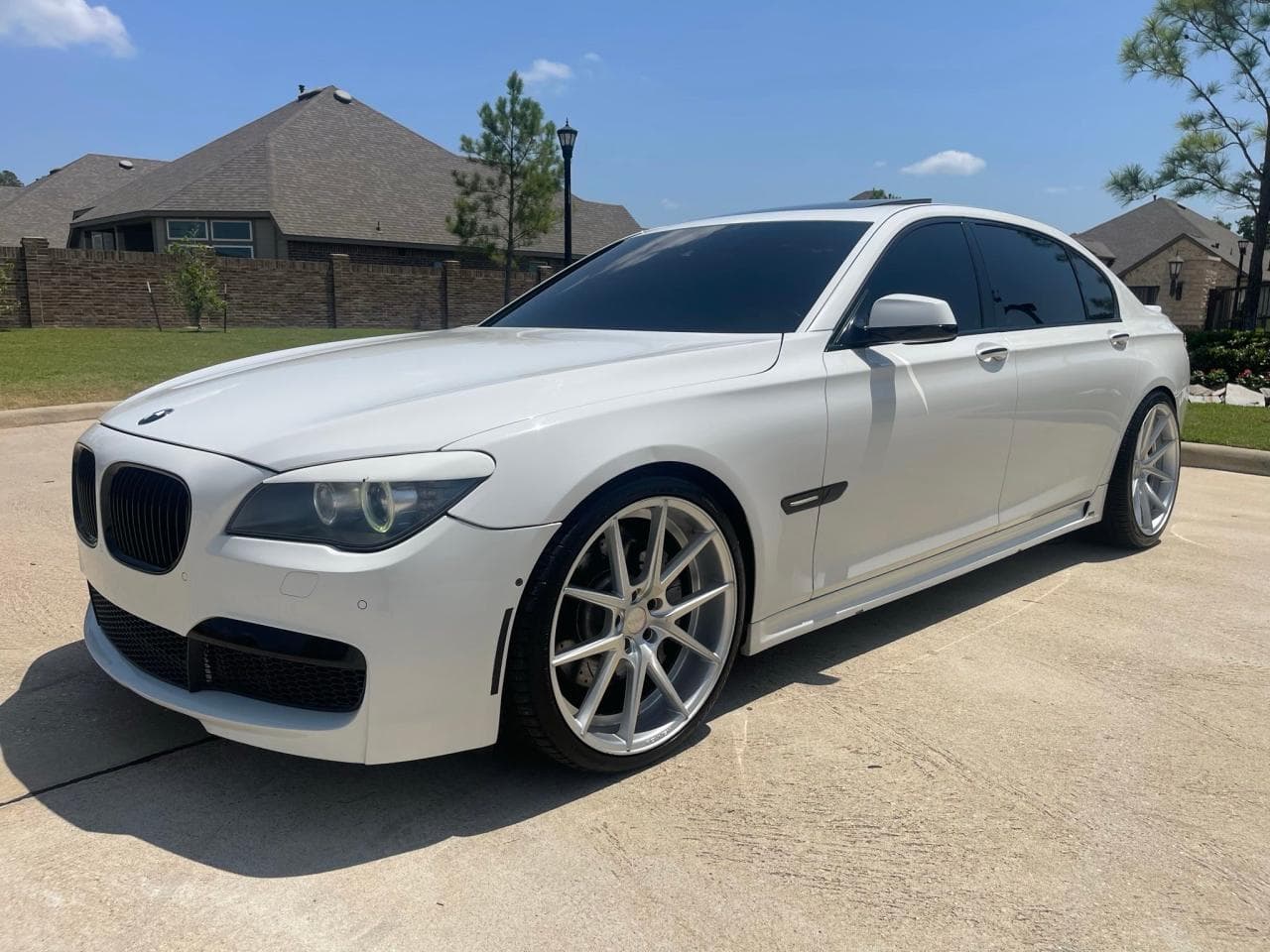 2010 BMW 750 Li - foto 2