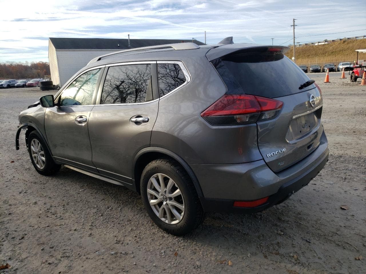 2018 Nissan Rogue S - foto 2