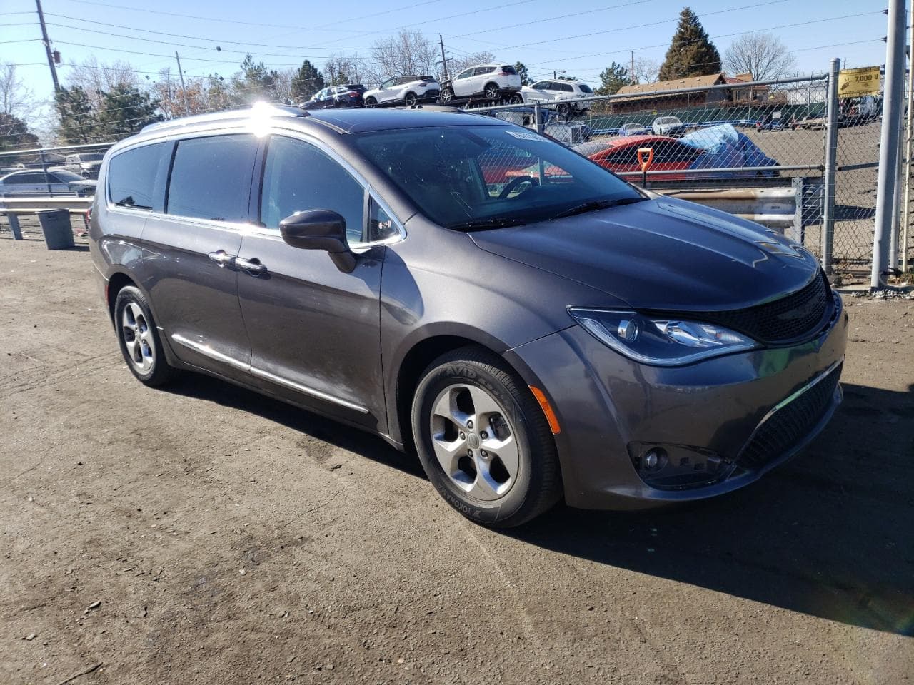2017 Chrysler Pacifica Touring L Plus - foto 4