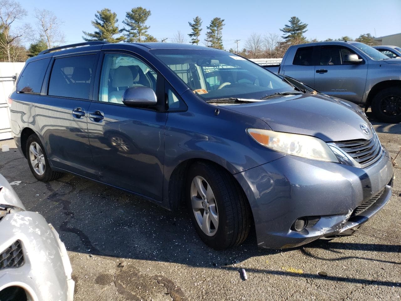 2013 Toyota Sienna Le - foto 4