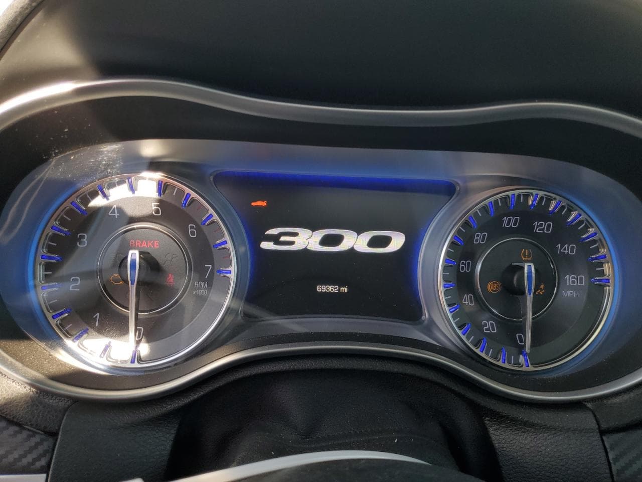 2015 Chrysler 300 z USA