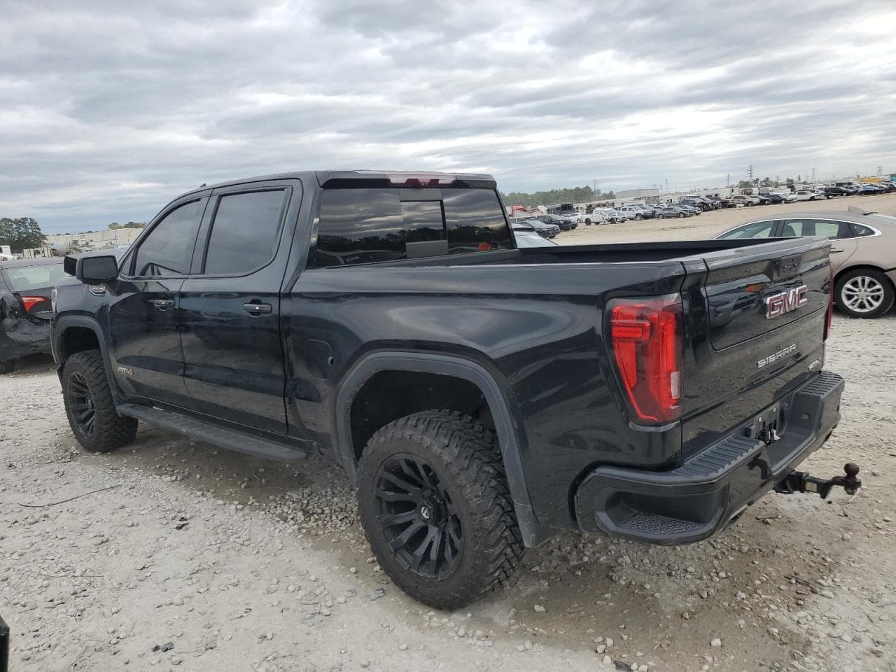 2021 GMC Sierra K1500 At4 - foto 2