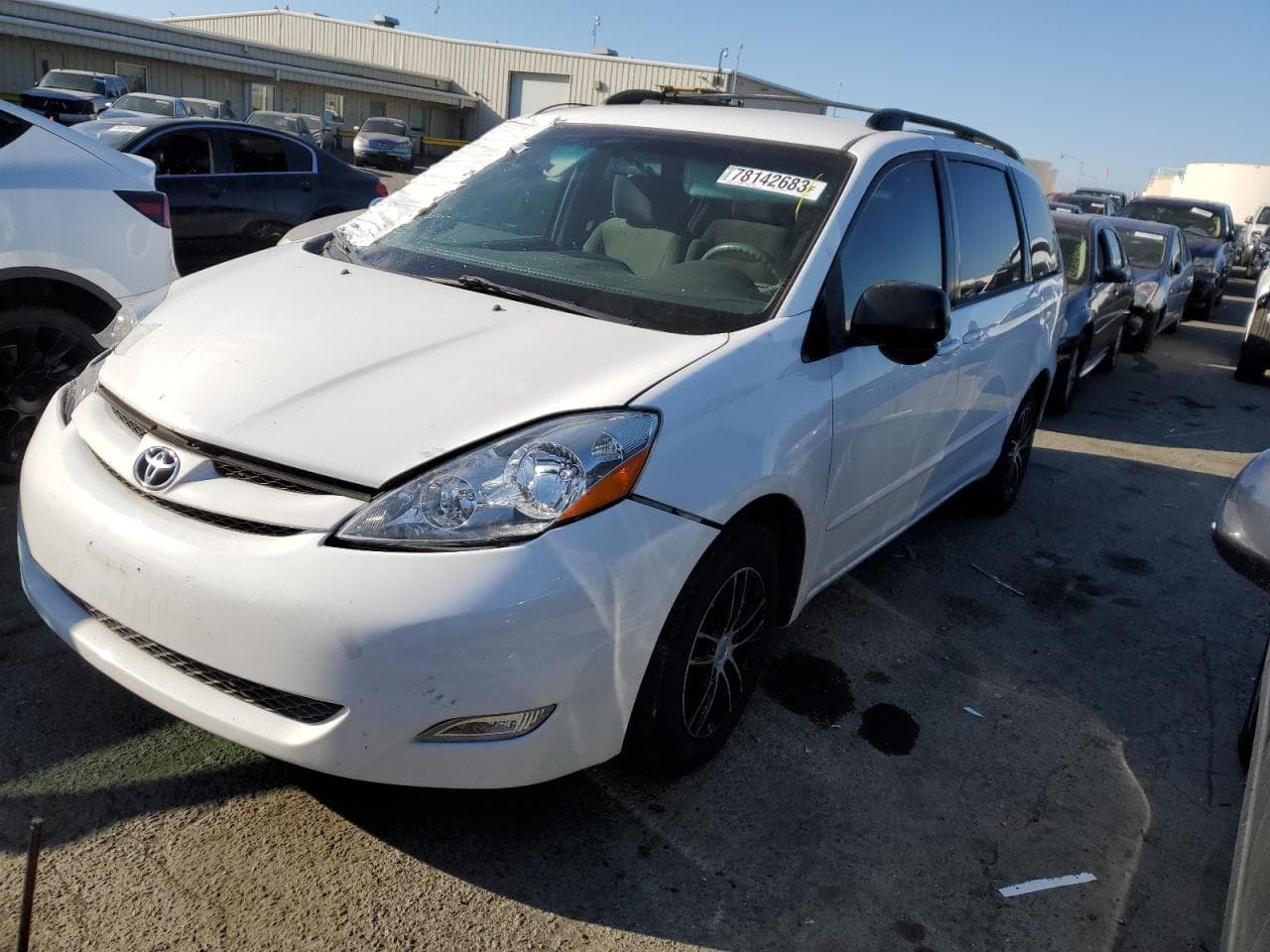 2010 Toyota Sienna Le 8-Passenger