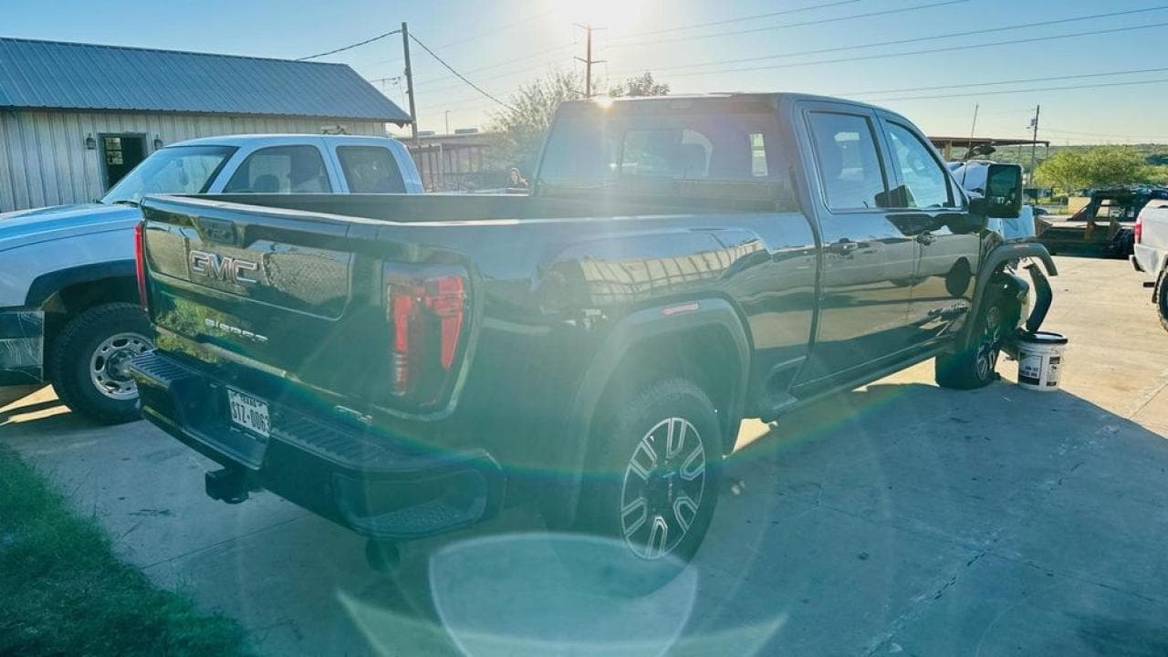 2022 GMC Sierra K2500 At4 - foto 3
