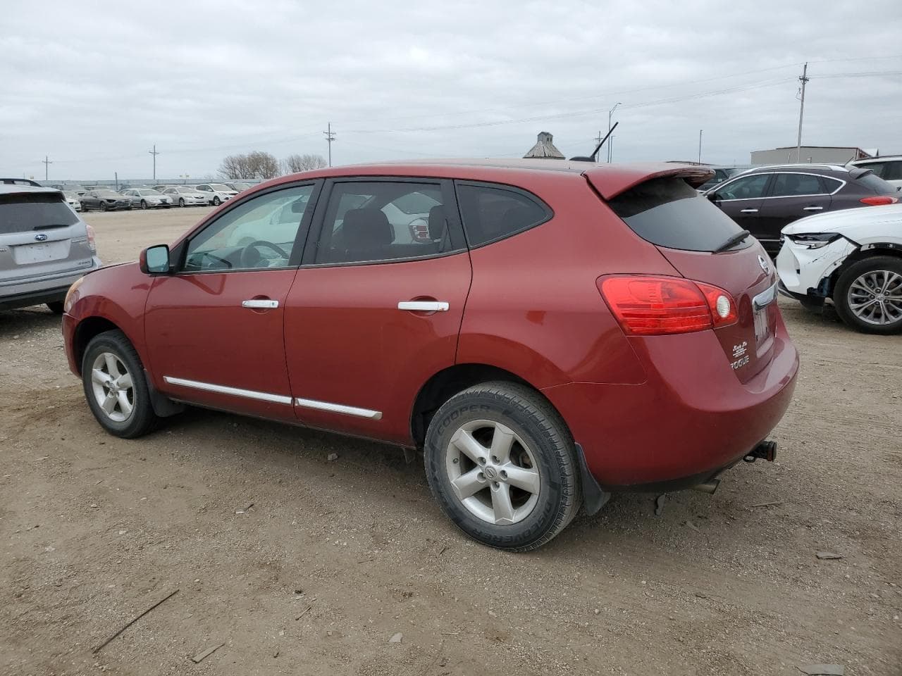 2013 Nissan Rogue S - foto 2