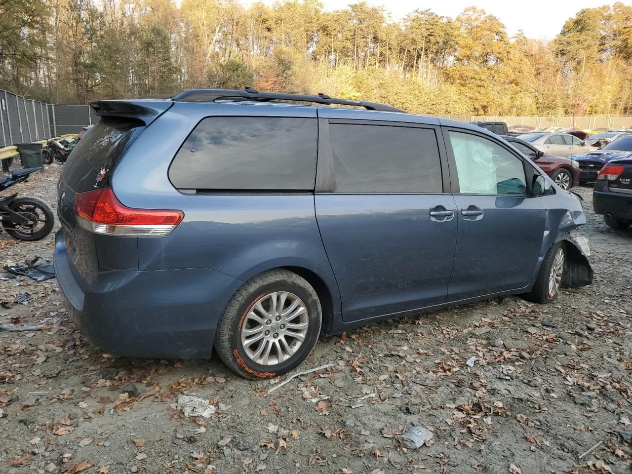 2013 Toyota Sienna Xle - foto 3