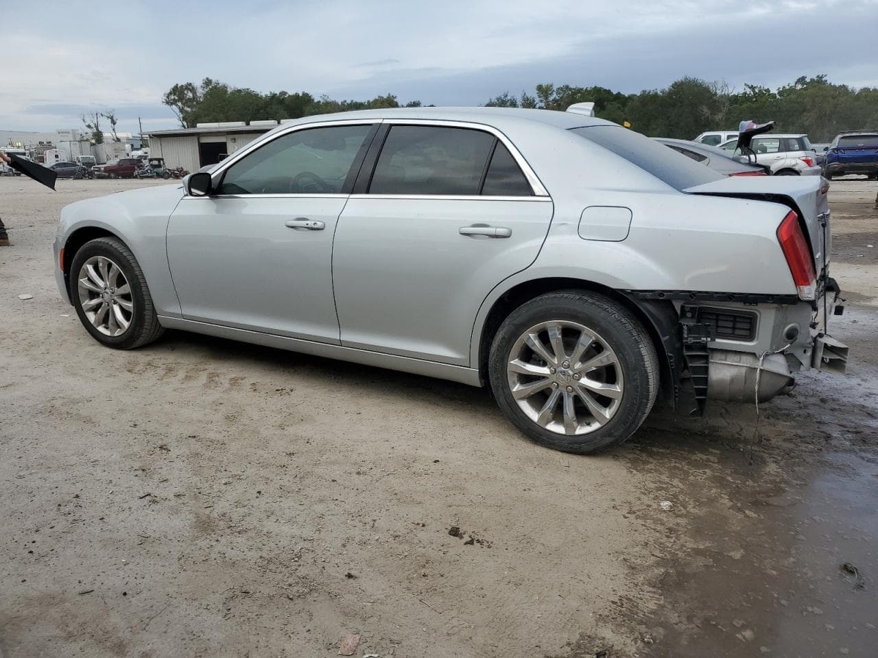 2019 Chrysler 300 Touring Awd - foto 2