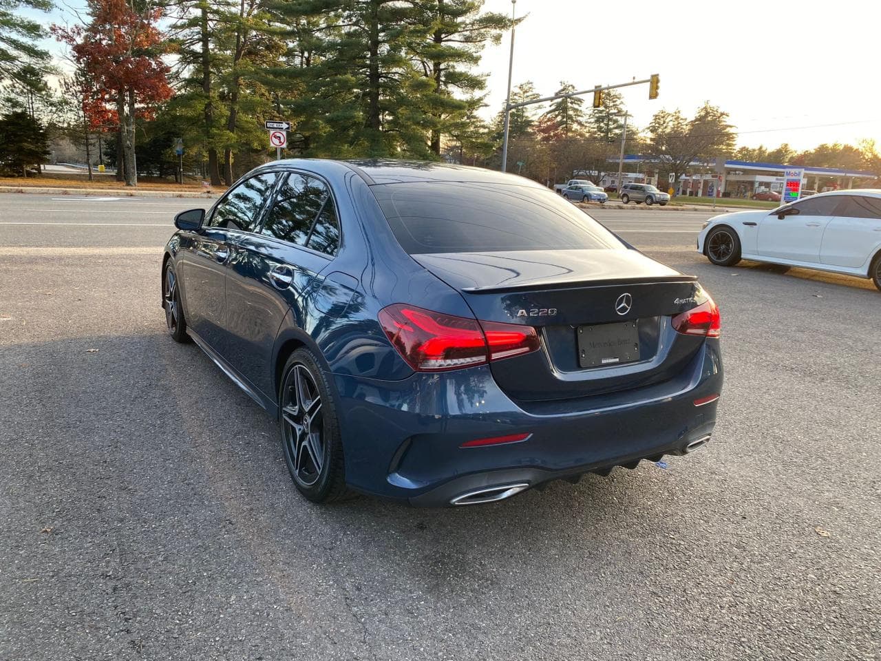 2019 Mercedes-Benz A 220 4Matic - foto 4
