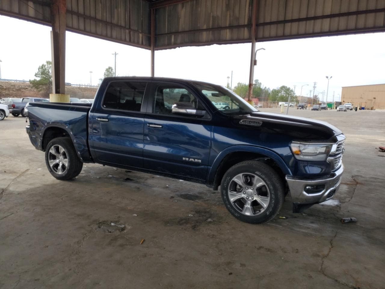 2022 Ram 1500 Laramie - foto 4