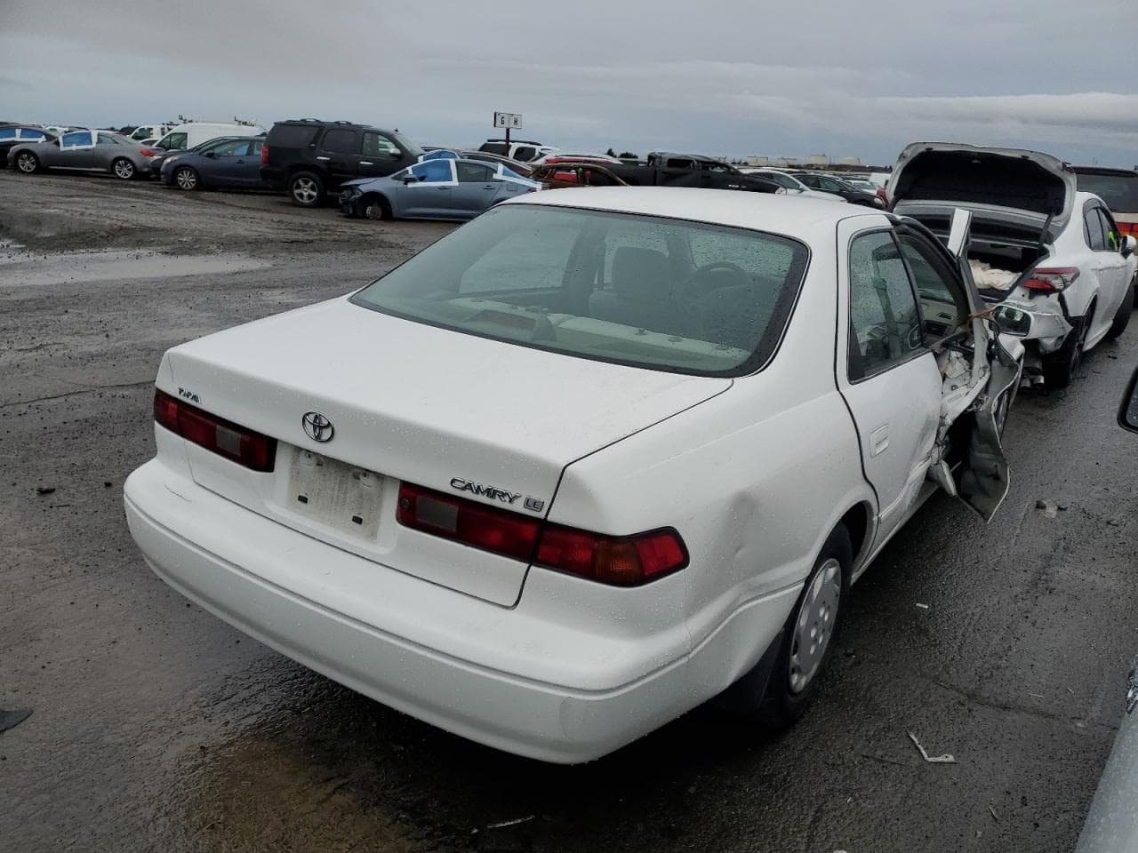 1998 Toyota Camry Ce - foto 3