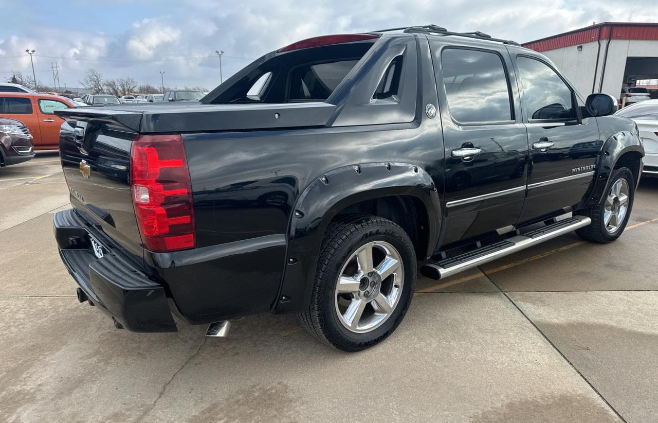 2013 Chevrolet Avalanche Ltz - foto 4