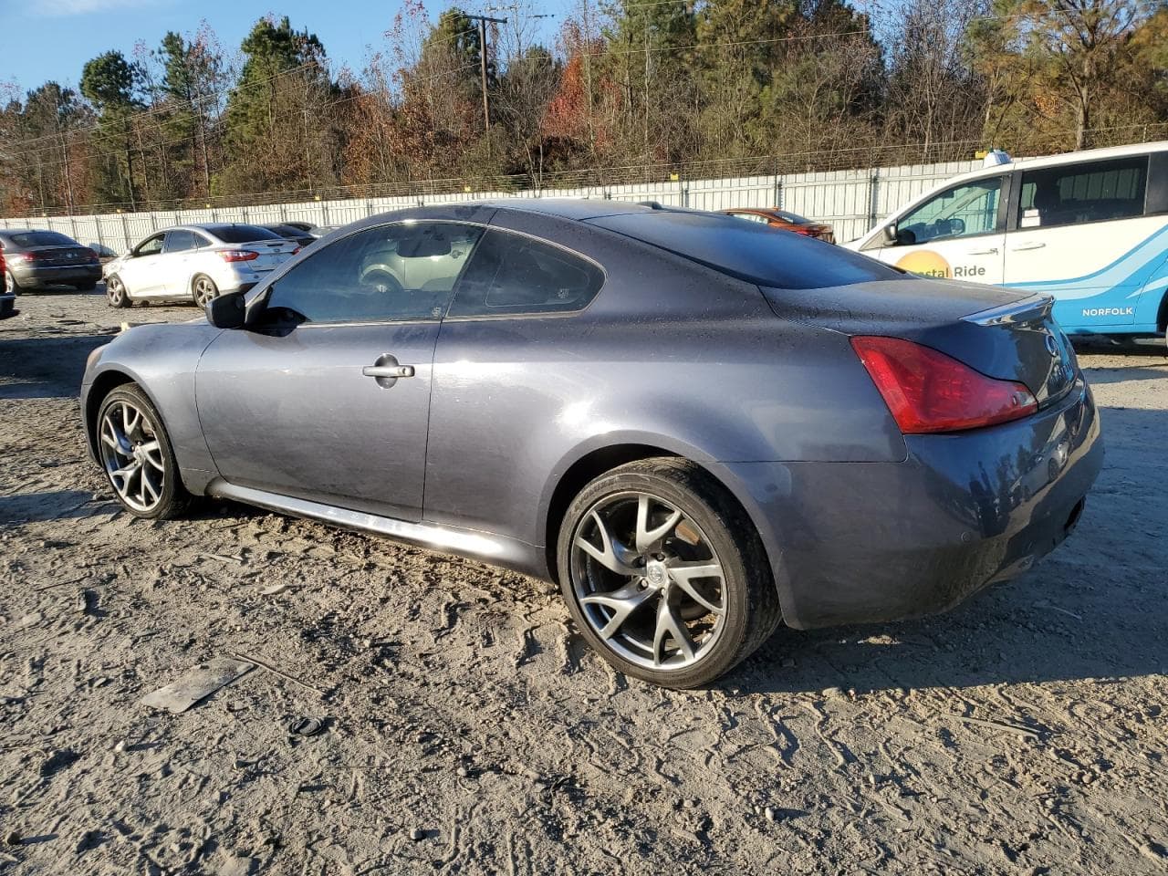 2012 Infiniti G37