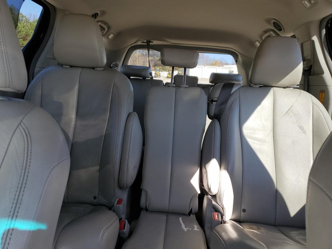 2013 Toyota Sienna Xle - foto 2