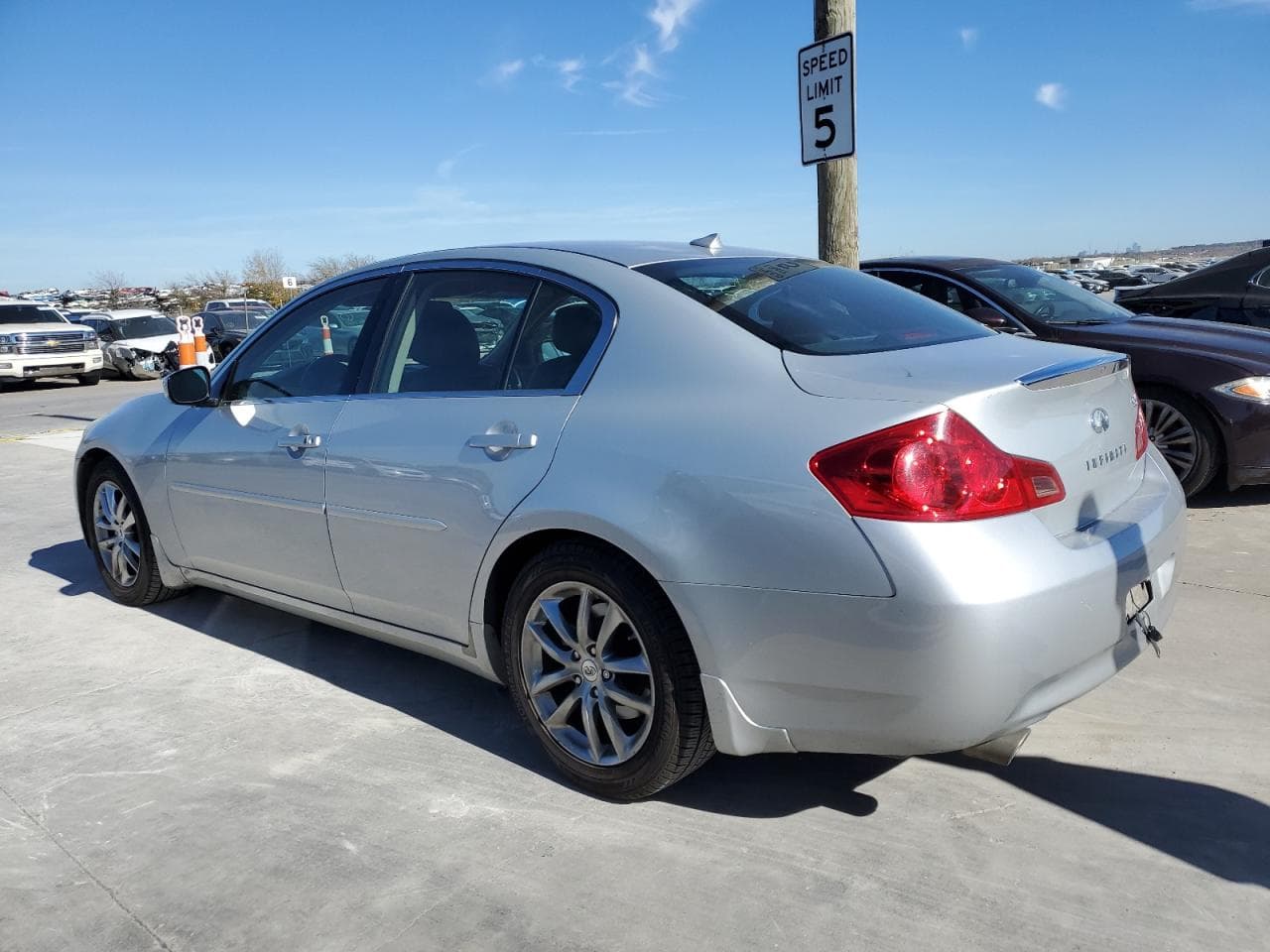 2009 Infiniti G37 Base - foto 2