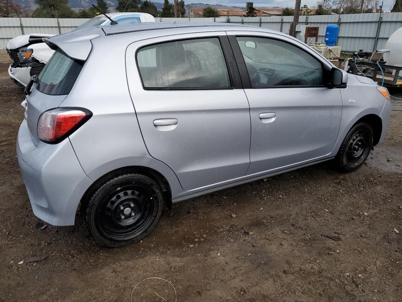 2021 Mitsubishi Mirage Es - foto 3
