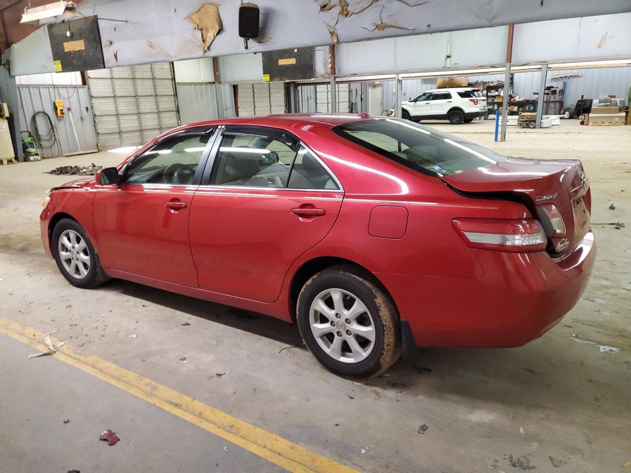 2011 Toyota Camry Base - foto 2