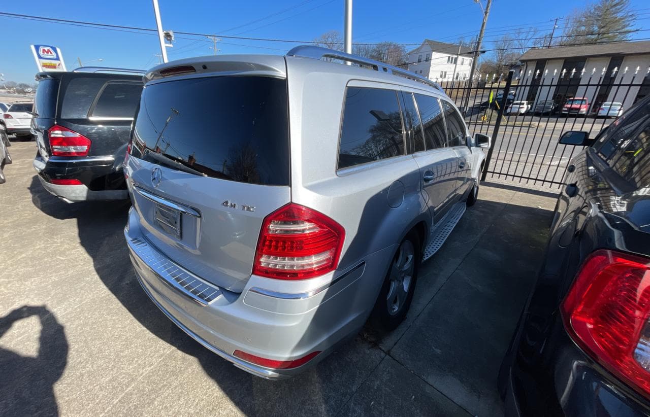 2011 Mercedes-Benz Gl 450 4Matic - foto 4