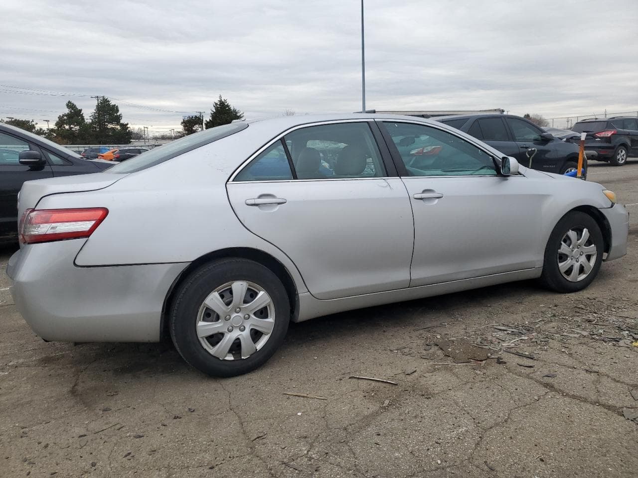 2011 Toyota Camry Le - foto 3