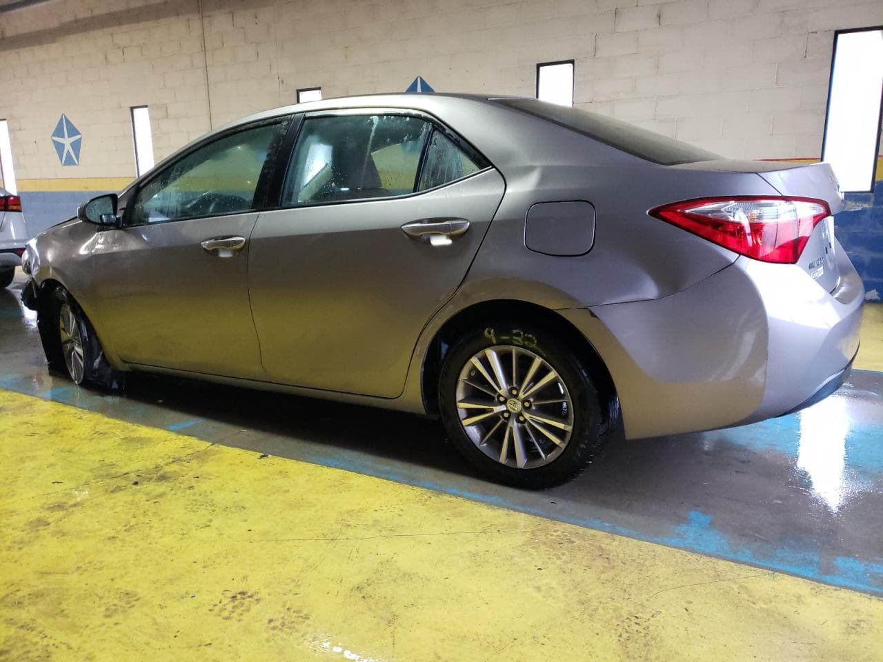 2014 Toyota Corolla L - foto 2