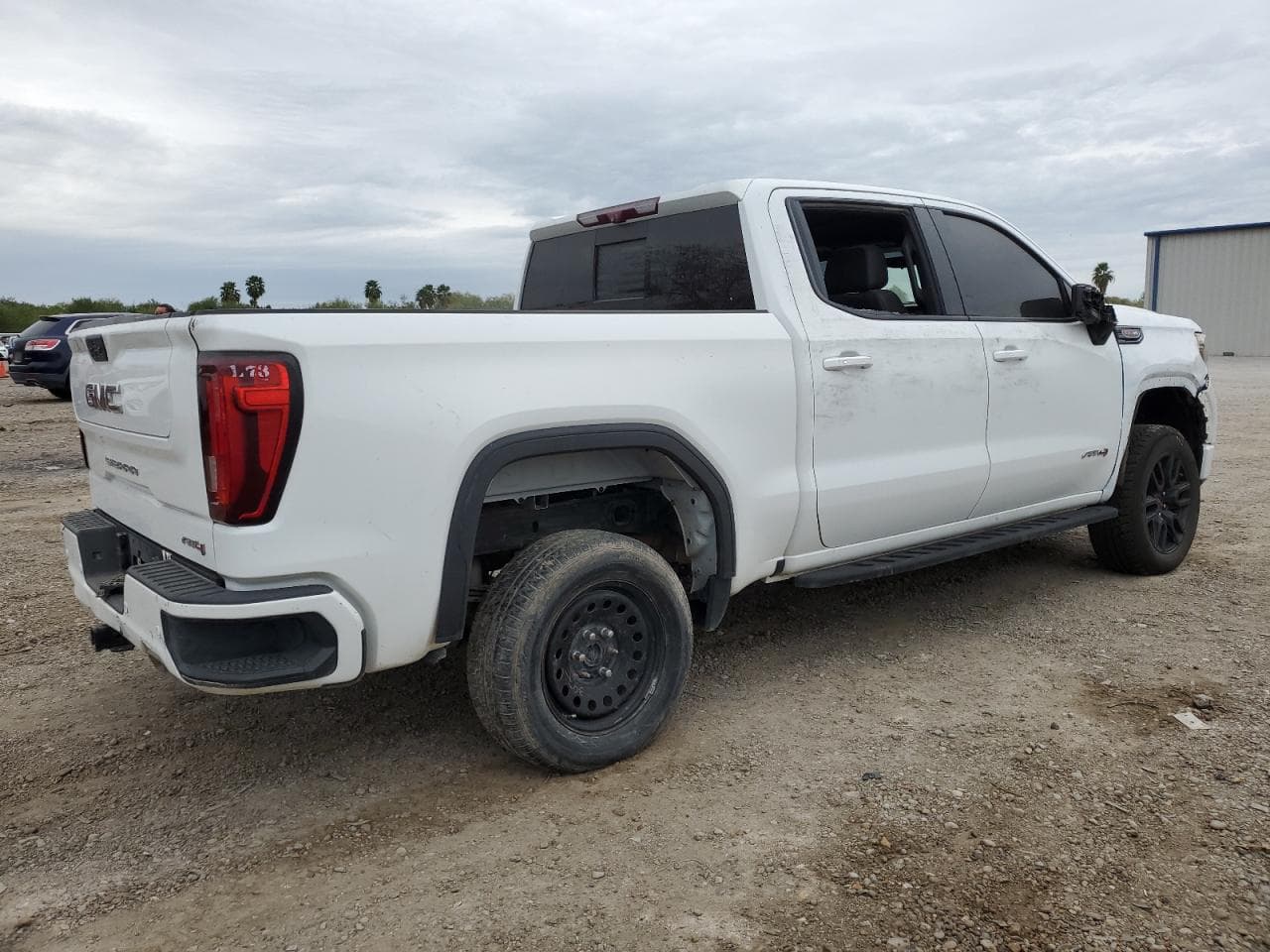 2021 GMC Sierra K1500 At4 - foto 3