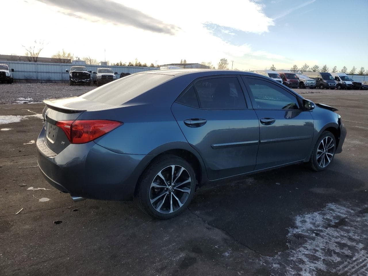 2017 Toyota Corolla L - foto 3
