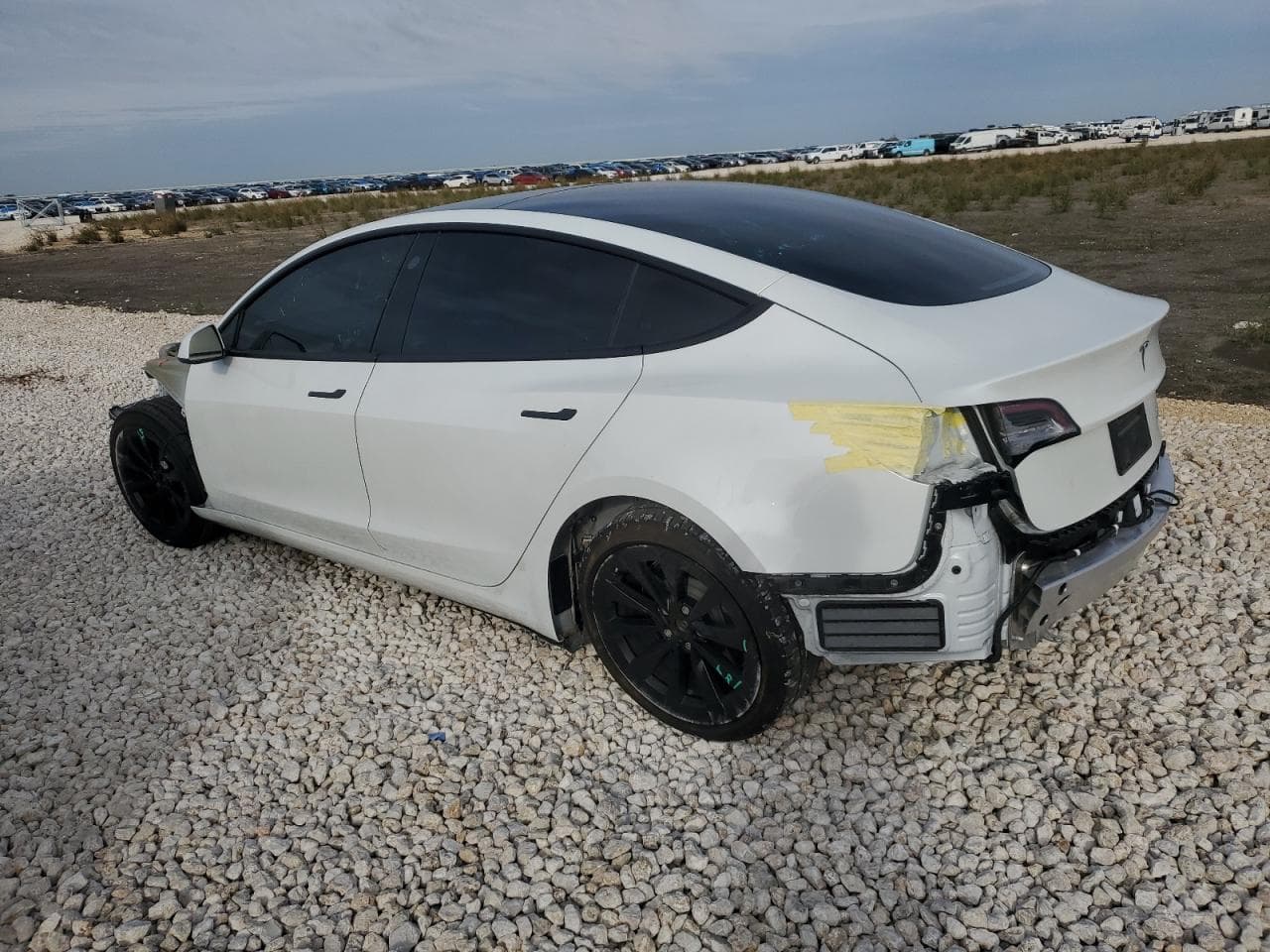 2021 Tesla Model 3 - foto 2