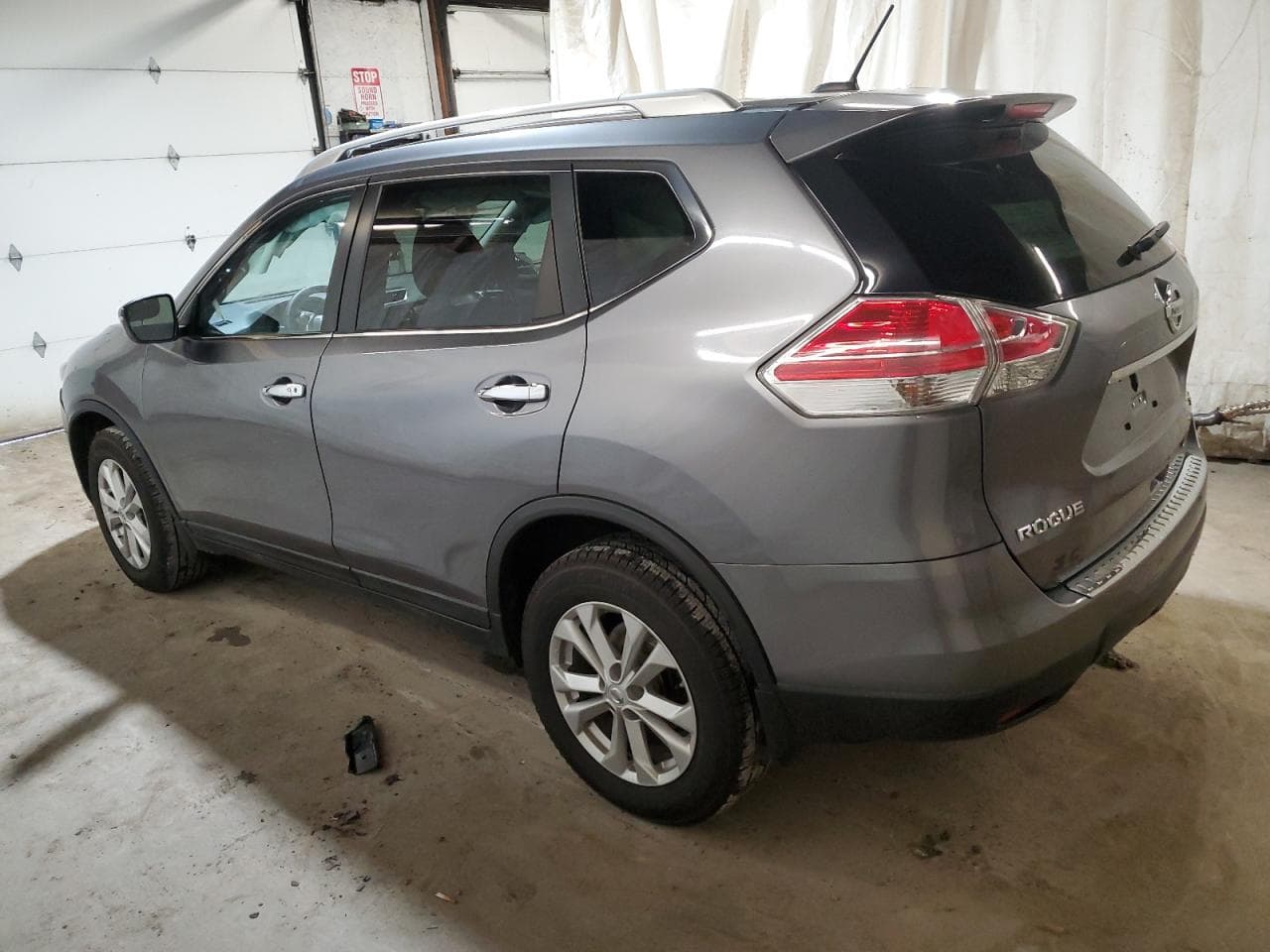 2015 Nissan Rogue Sv - foto 2