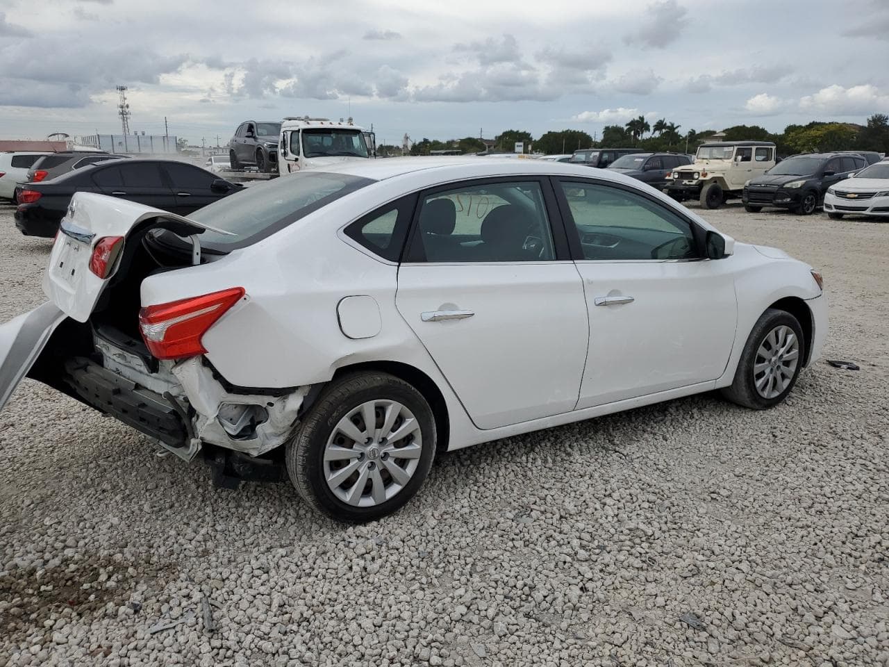 2016 Nissan Sentra S - foto 3