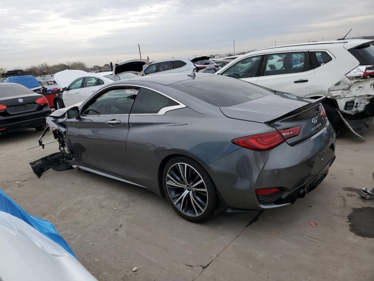 2021 Infiniti Q60 Luxe - foto 2