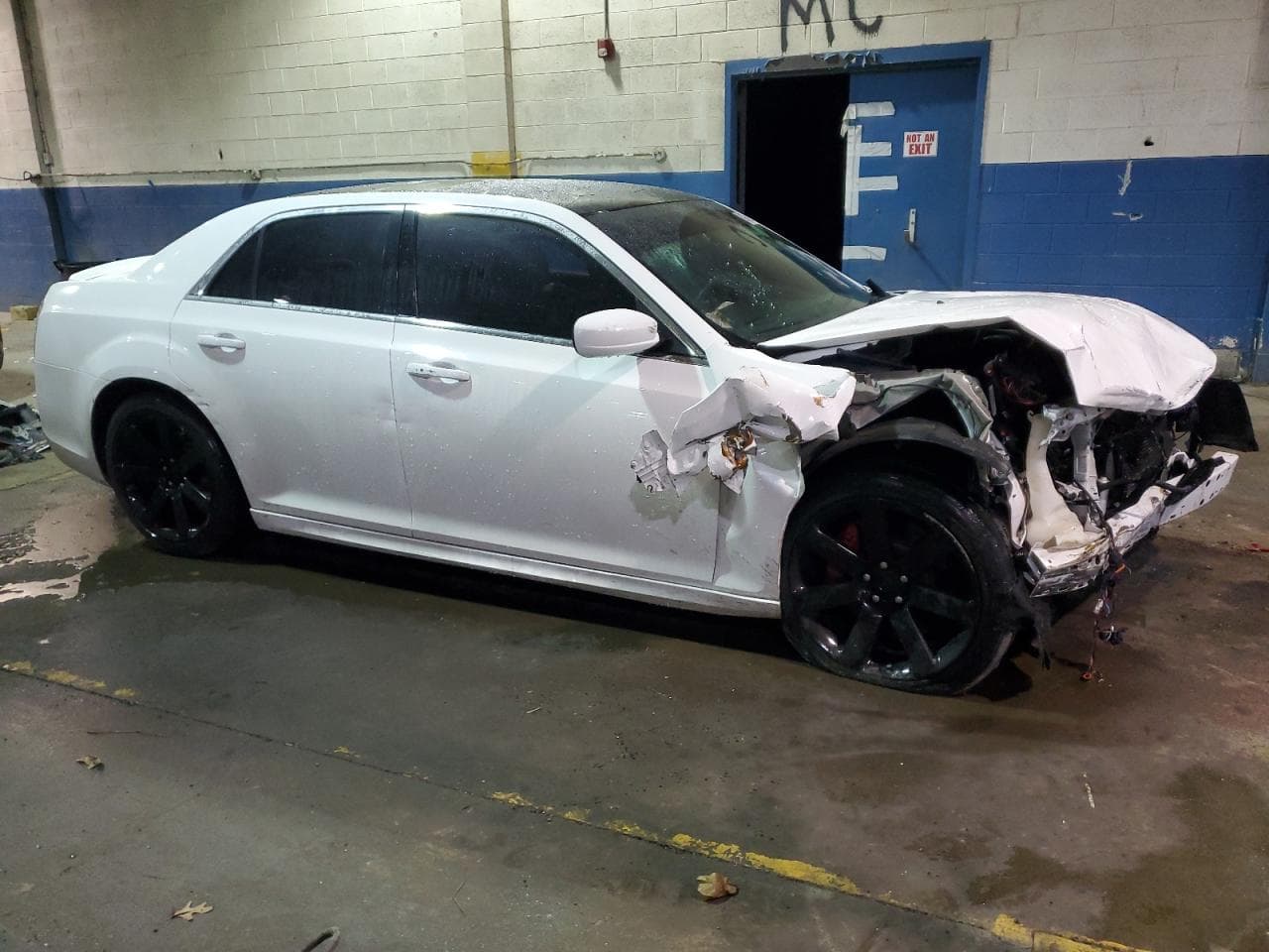 2013 Chrysler 300 Srt-8 - foto 4