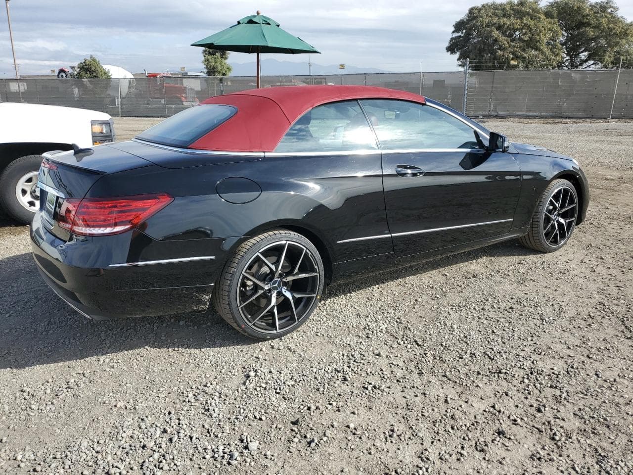 2014 Mercedes-Benz E 350 - foto 3